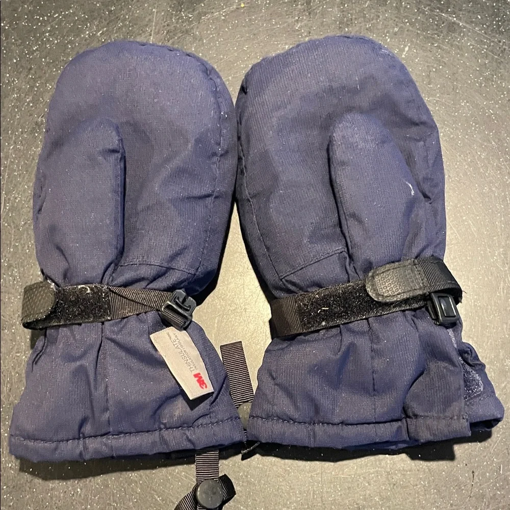 L.L. Bean Navy Insulated Mittens